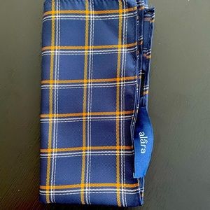 Alâra pocket square